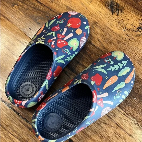 Tote’s Women 8 Ultra Tough Super Comfy Lightweight Durable Gardening Clog Veggie - Picture 9 of 11